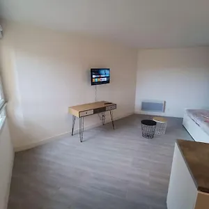 Equipe 2 A 4 Couchages St Charles Appartement Marseille